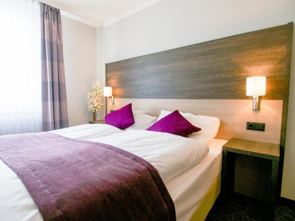 Aparthotel 24hours 4*