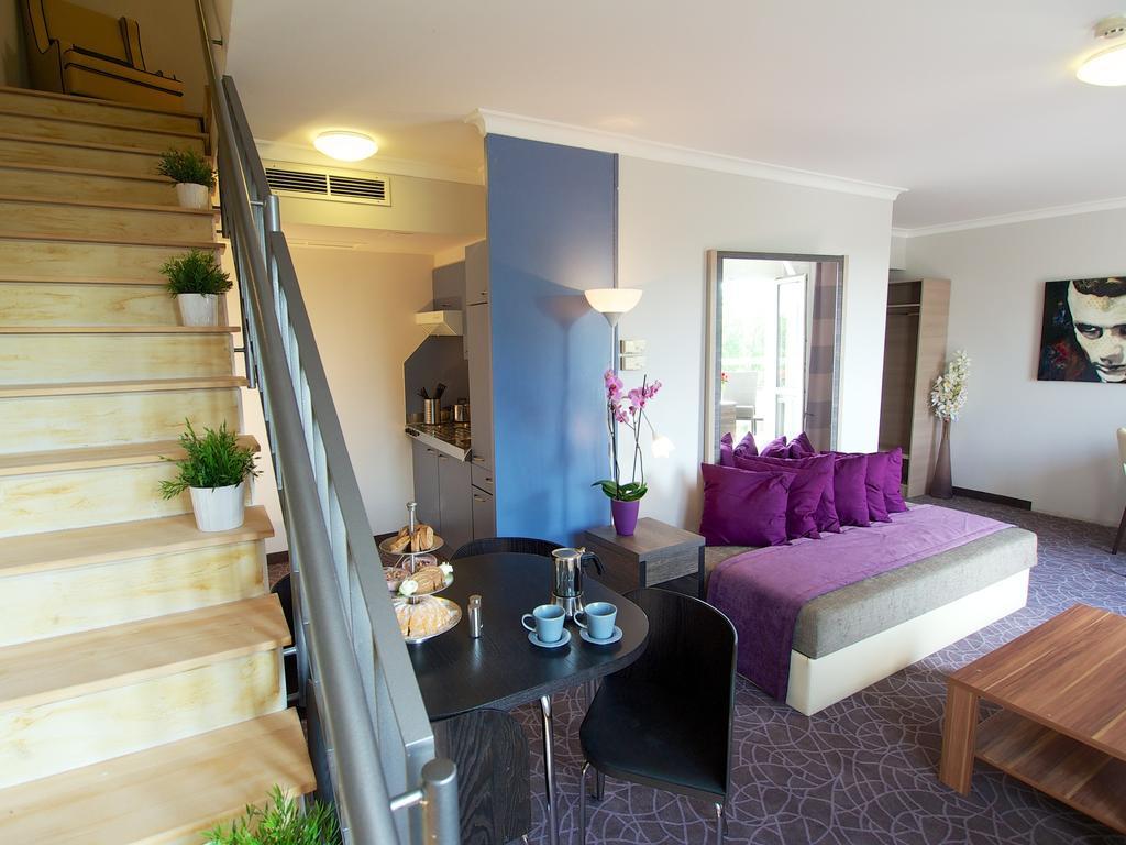 24hours Aparthotel